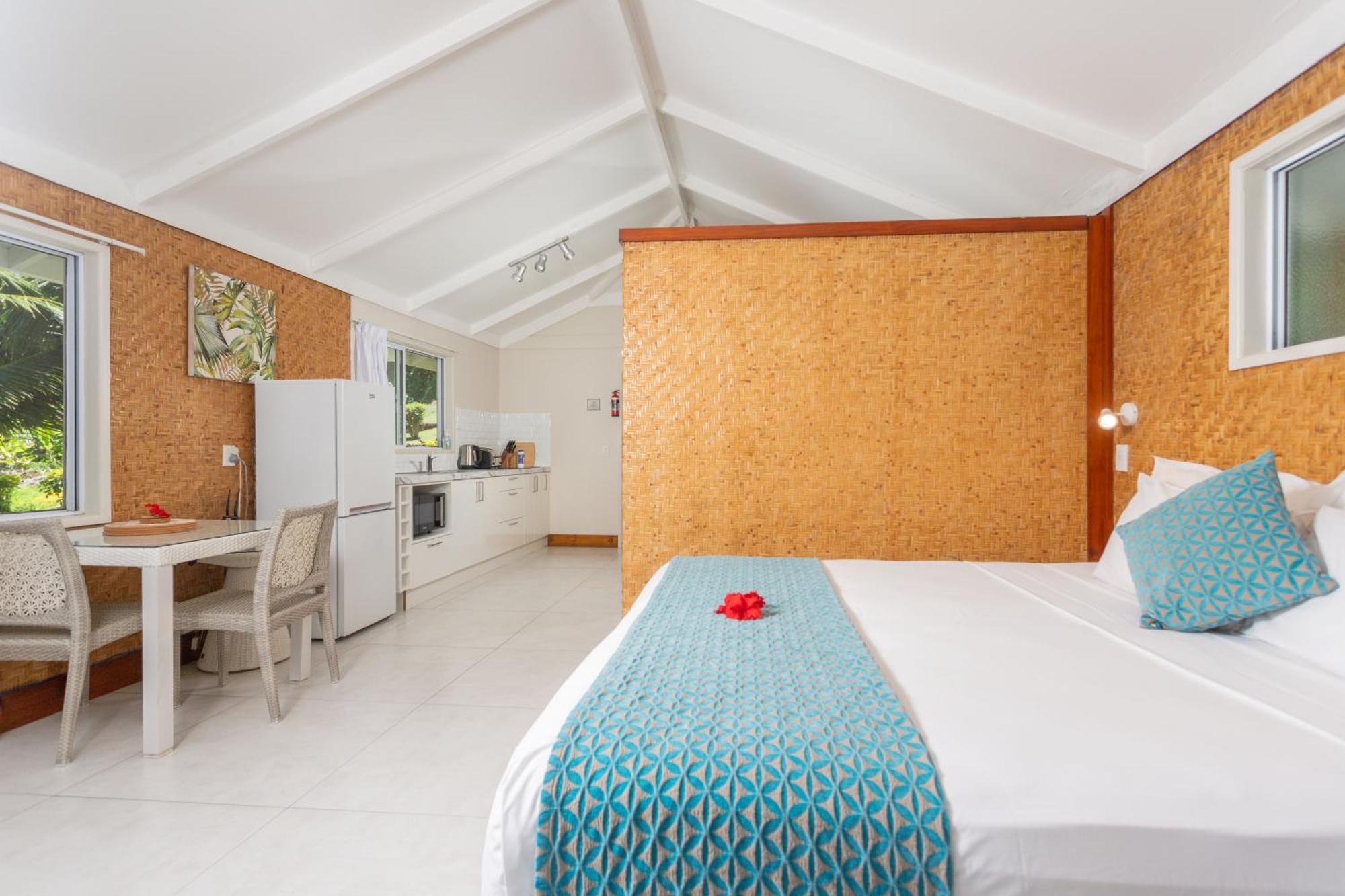 Muri Lagoon View Bungalows - Hillside Bungalow Раратонга Экстерьер фото